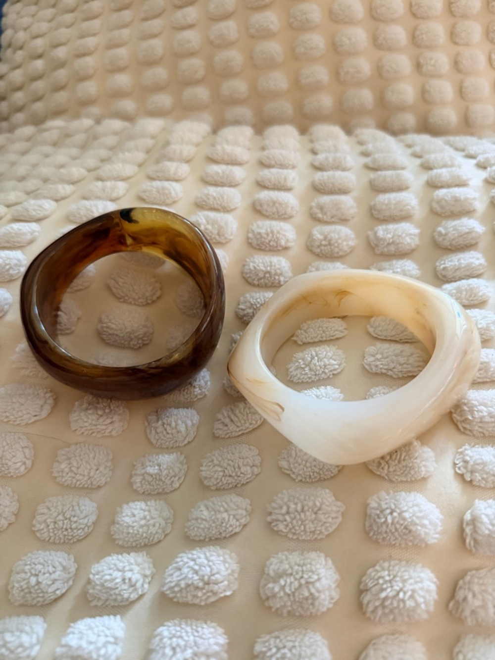 Zara Set of Two Resin Bangle Bracelets in Amber and Cream